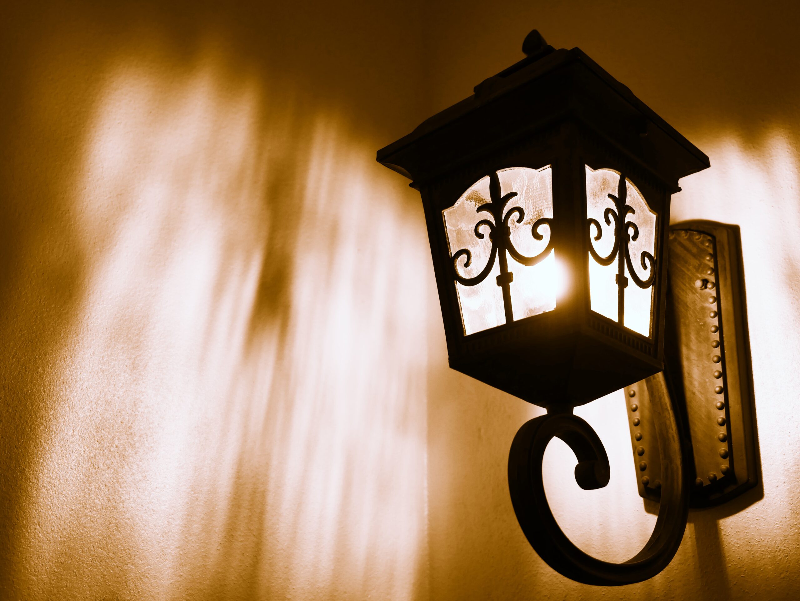 Best Solar Entryway Lights for Home Security and Curb Appeal in 2026