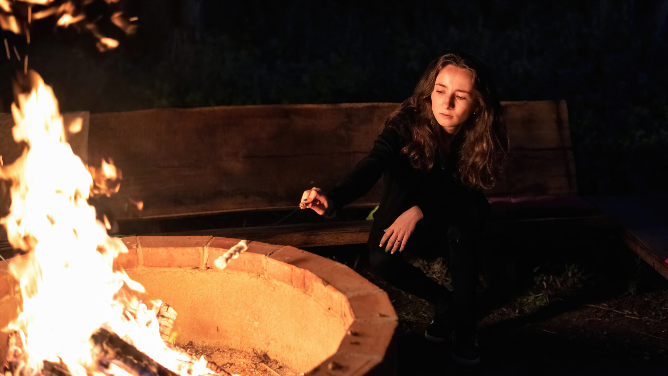 Best Solar Lights for Backyard Fire Pit Area