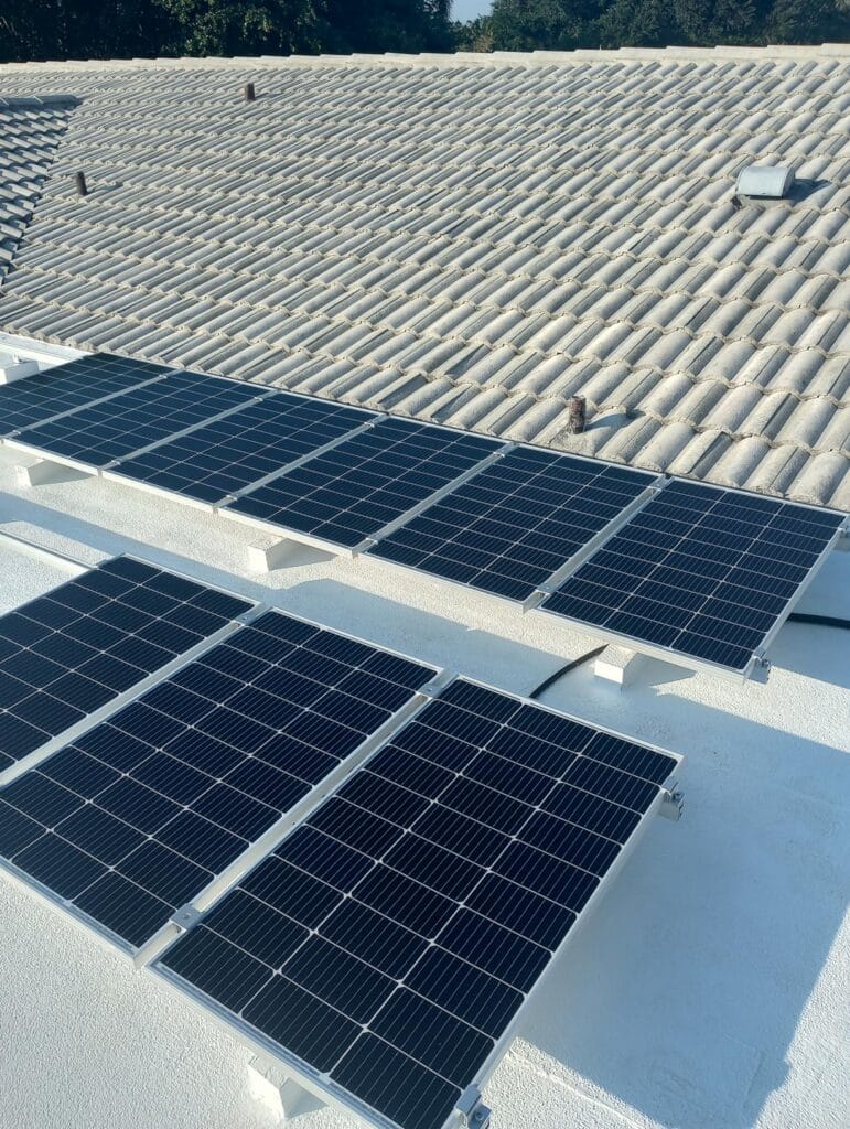 How Much Do Solar Panels Lose in Output During Rain