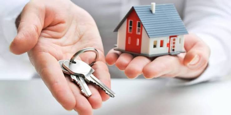Selling a Home With Solar Panels Gets Complicated