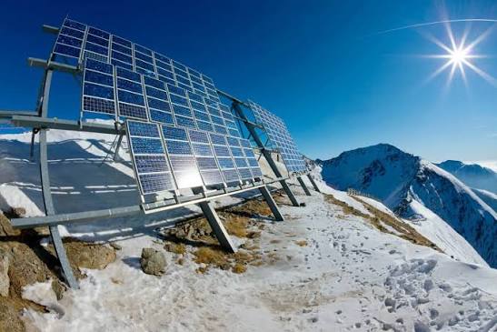 Solar Panels Depend on Weather and Sunlight