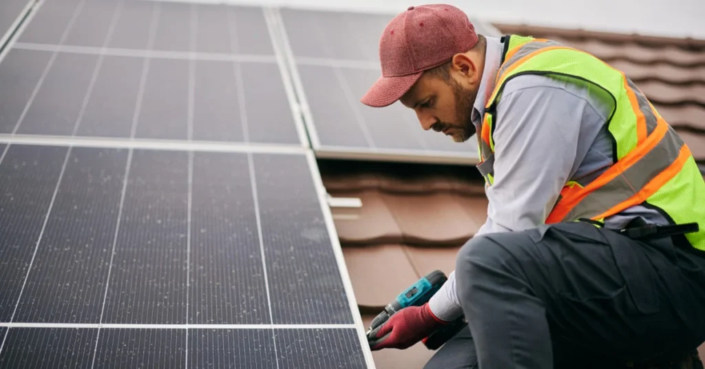 Is There a 700W Solar Panel
