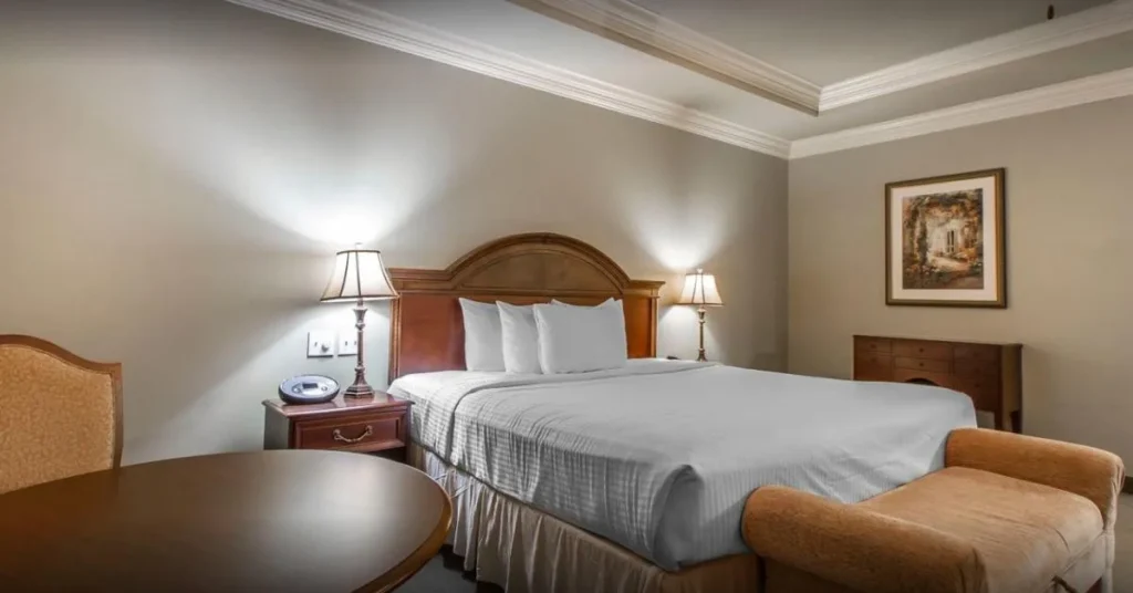 Solar Guest House Lights for Rental Properties